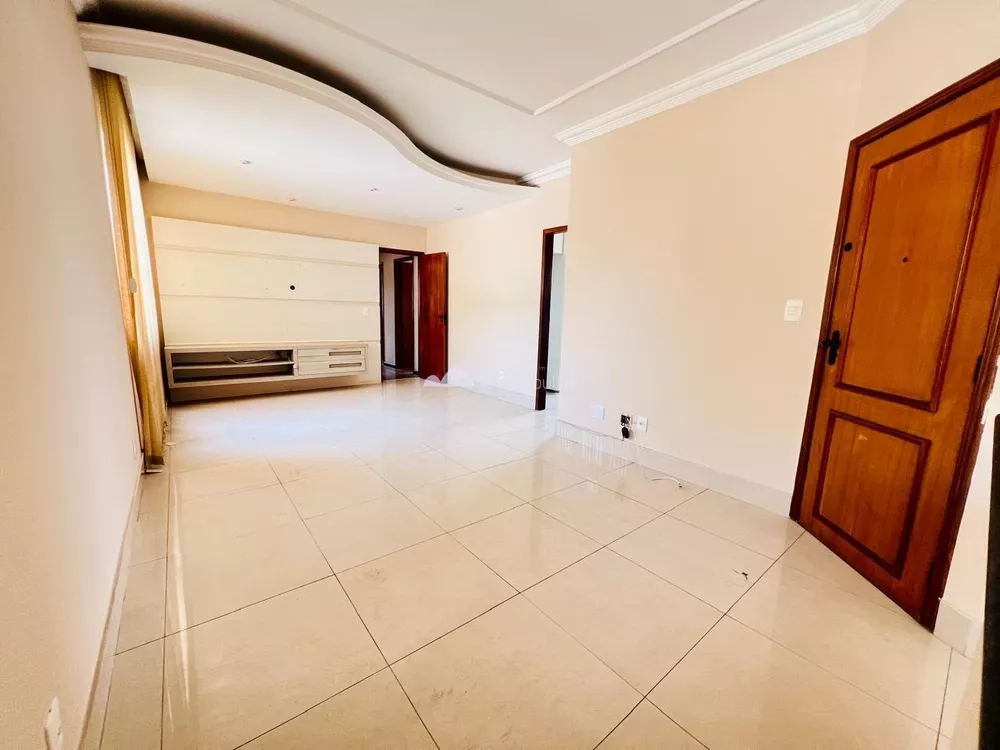 Apartamento à venda com 3 quartos, 100m² - Foto 3