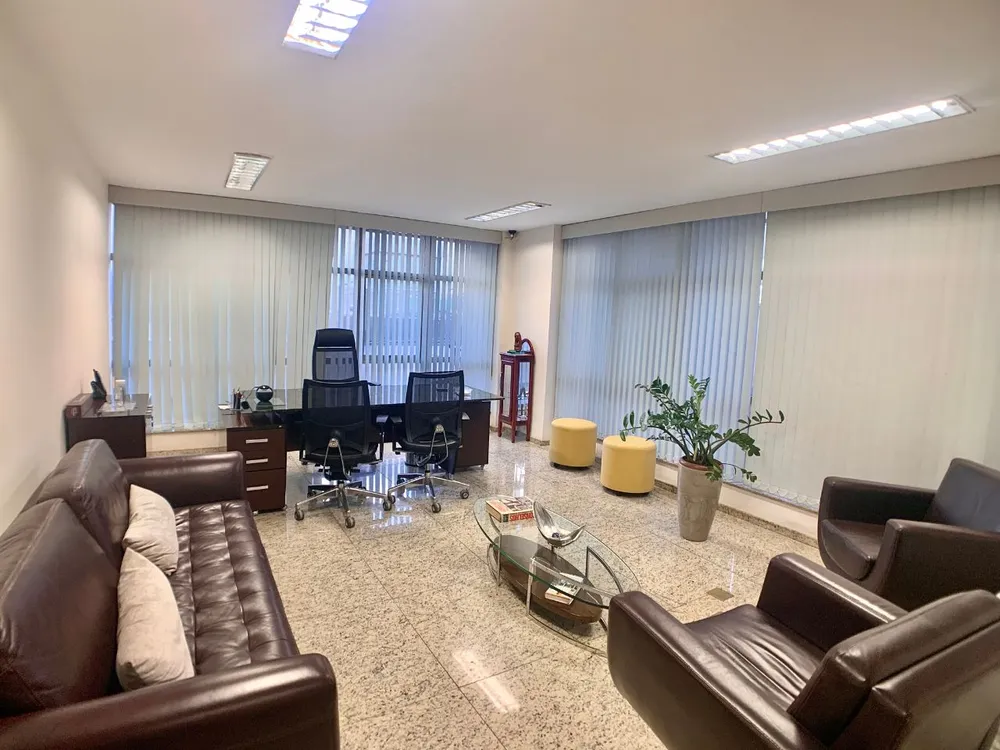 Loja-Salão, 680 m² - Foto 1