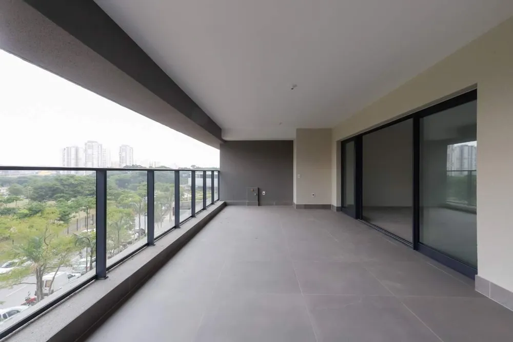 Apartamento, 3 quartos, 3300 m² - Foto 3