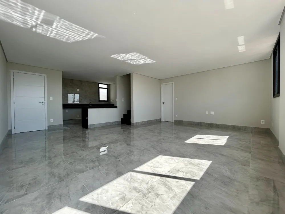 Cobertura, 3 quartos, 206 m² - Foto 2