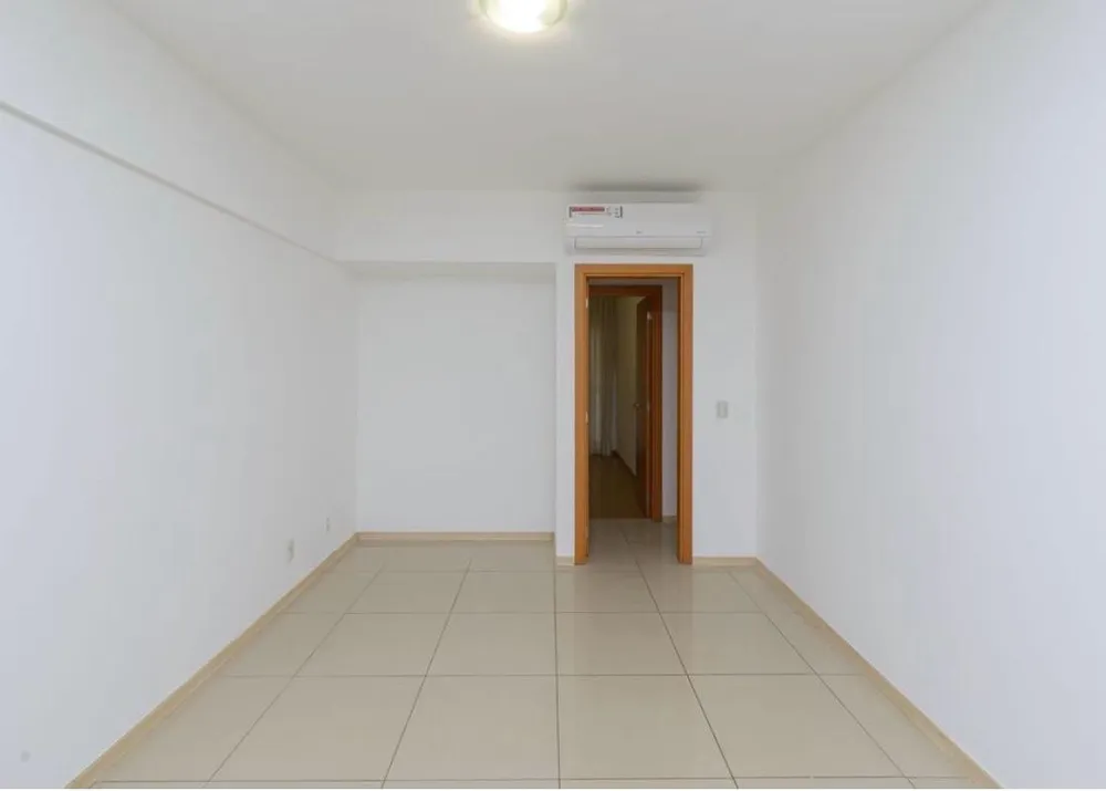 Apartamento, 3 quartos, 100 m² - Foto 2