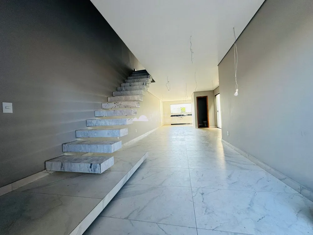 Casa, 3 quartos, 220 m² - Foto 3