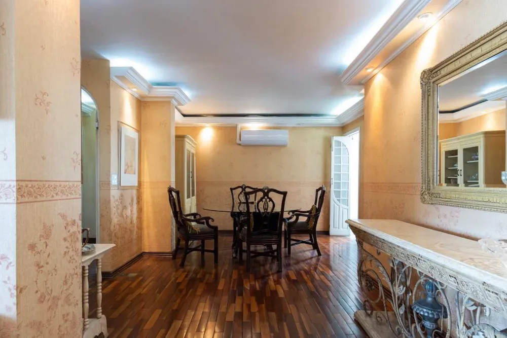 Apartamento, 3 quartos, 182 m² - Foto 1
