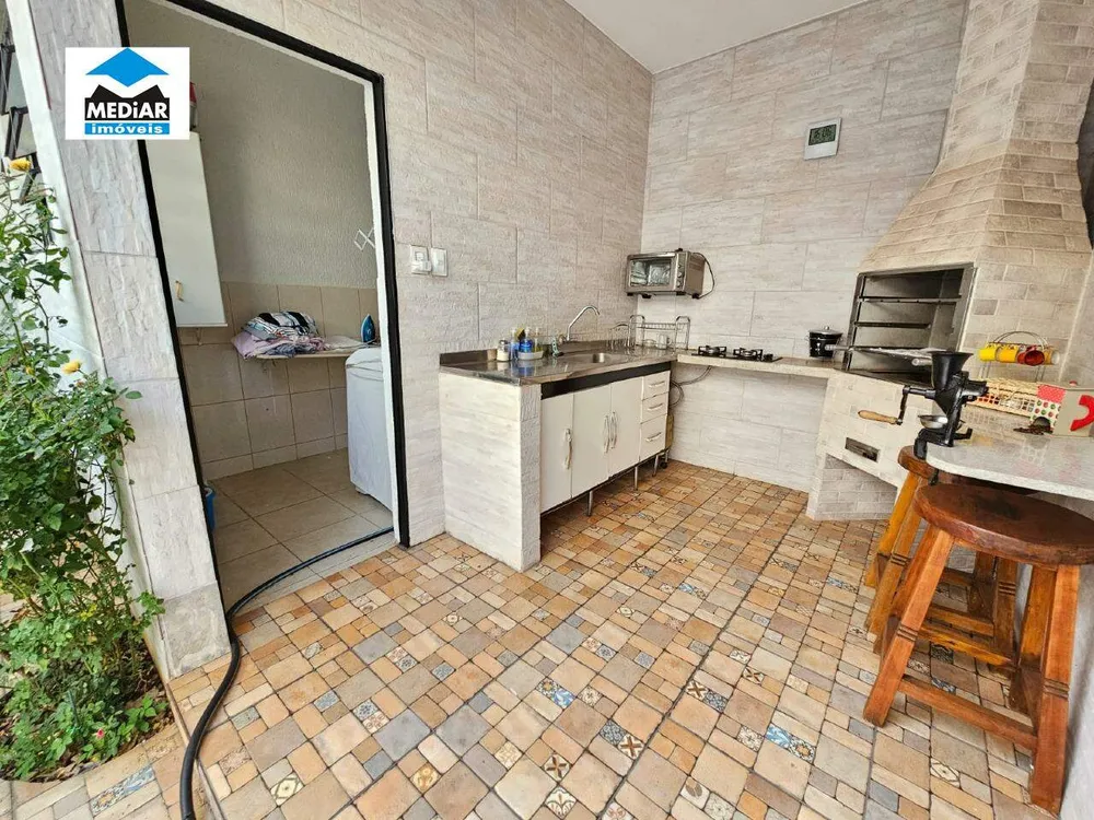 Casa, 3 quartos, 297 m² - Foto 6
