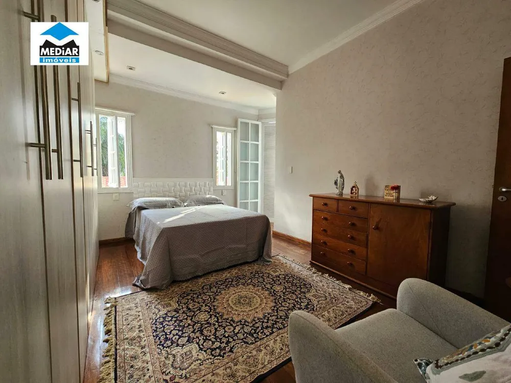 Casa, 3 quartos, 297 m² - Foto 2