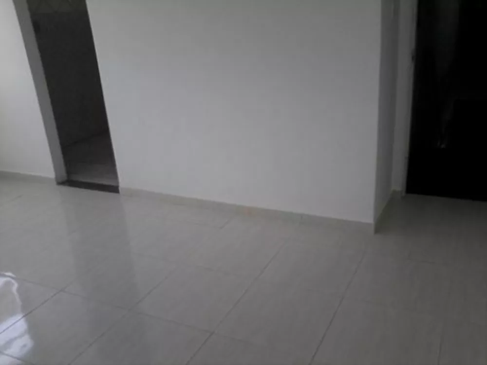 Apartamento à venda com 2 quartos, 65m² - Foto 4