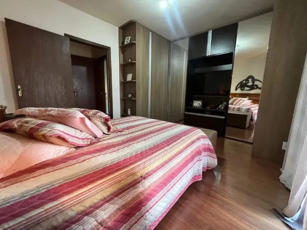 Casa, 4 quartos, 351 m² - Foto 14