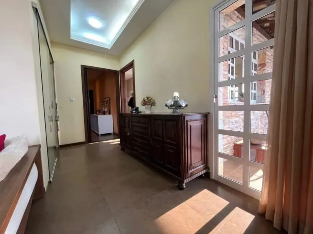 Casa, 4 quartos, 351 m² - Foto 3