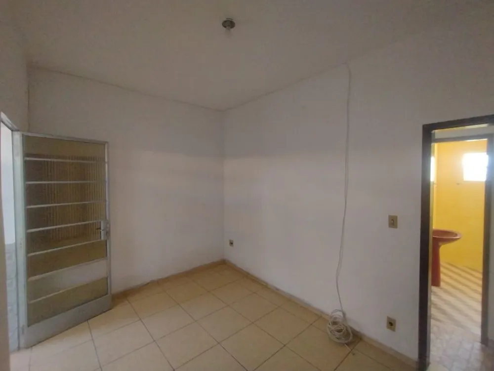Casa, 2 quartos, 296 m² - Foto 1