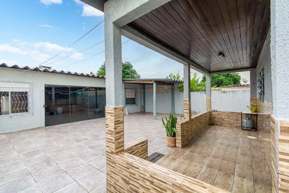 Casa à venda com 2 quartos, 300m² - Foto 5