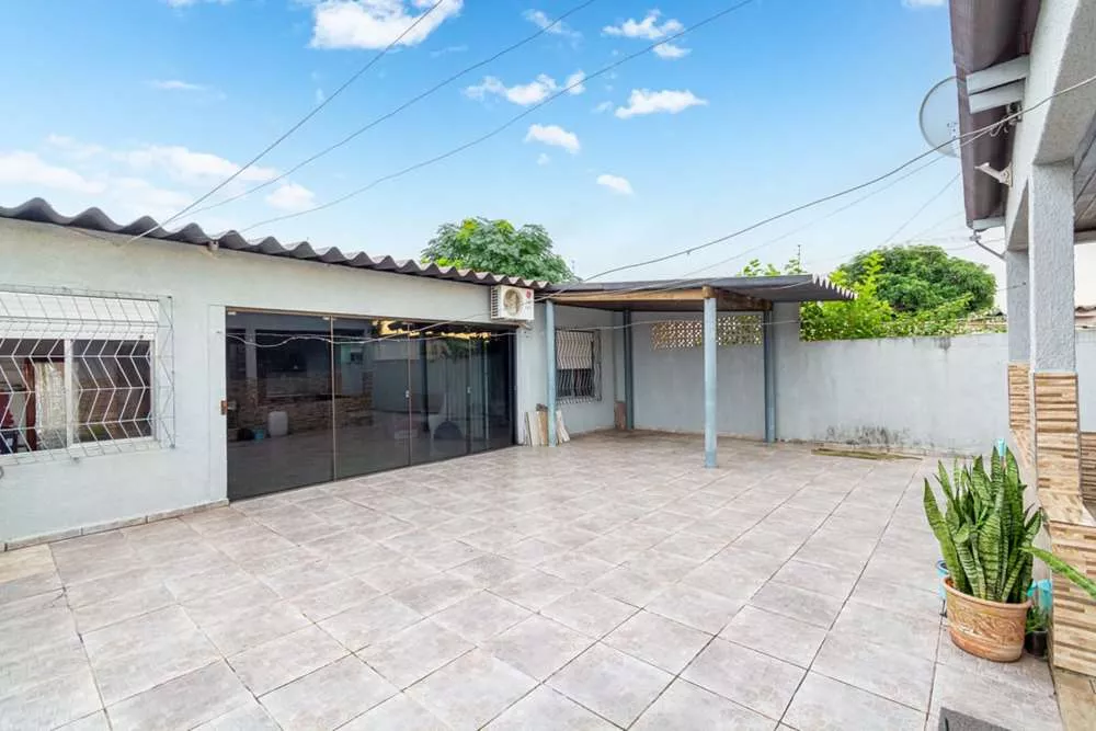 Casa à venda com 2 quartos, 300m² - Foto 4