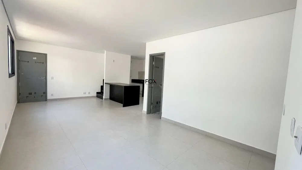 Cobertura, 3 quartos, 197 m² - Foto 2