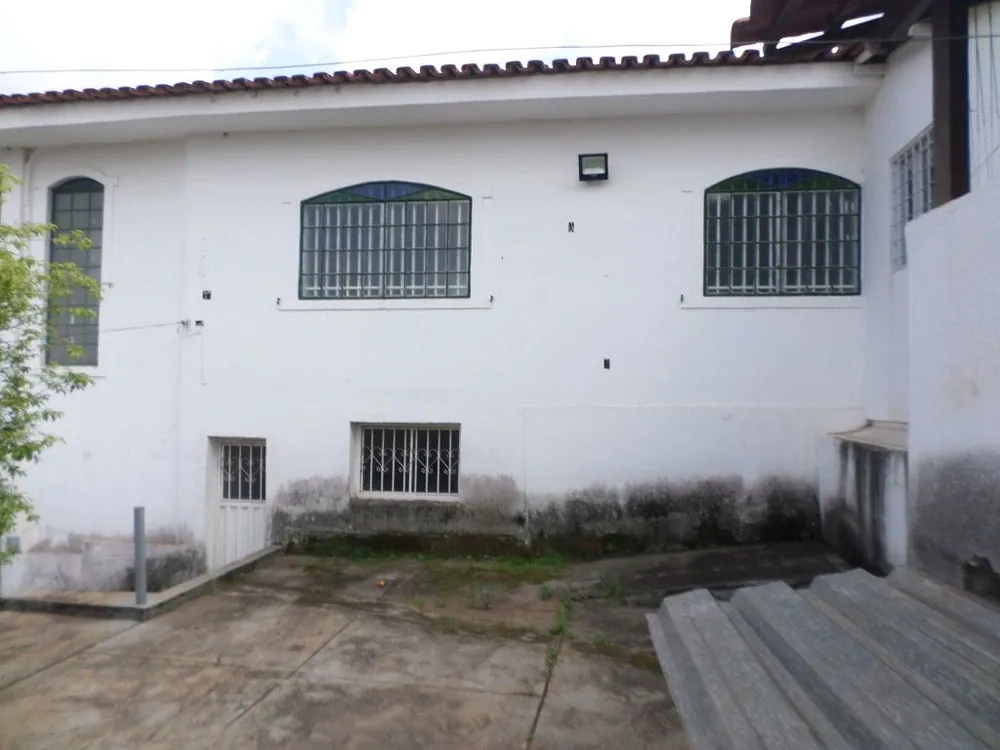 Casa, 5 quartos, 629 m² - Foto 2