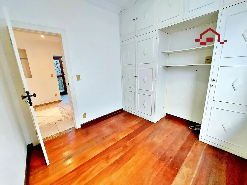 Casa, 3 quartos, 242 m² - Foto 11