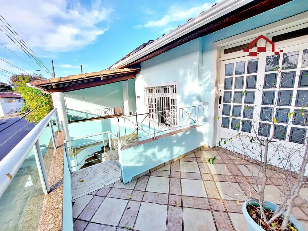 Casa, 3 quartos, 242 m² - Foto 4