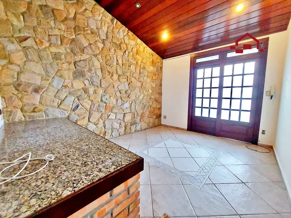 Casa, 3 quartos, 242 m² - Foto 8
