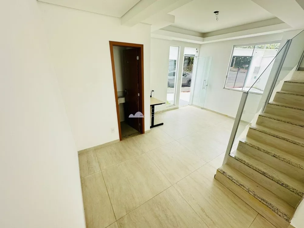 Casa à venda com 3 quartos, 155m² - Foto 7