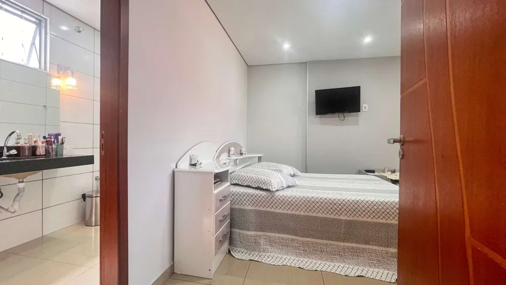 Casa, 3 quartos, 213 m² - Foto 11