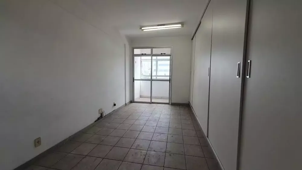 Sala-Conjunto, 600 m² - Foto 1