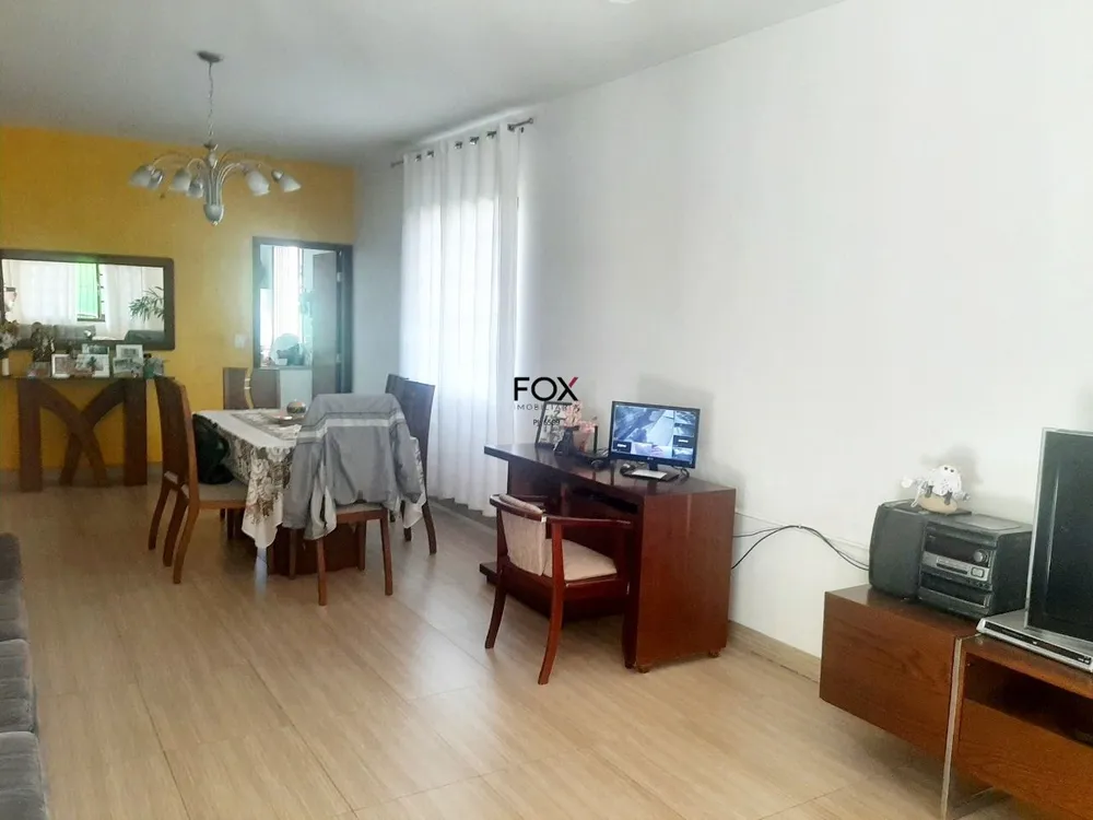 Casa, 3 quartos, 160 m² - Foto 2