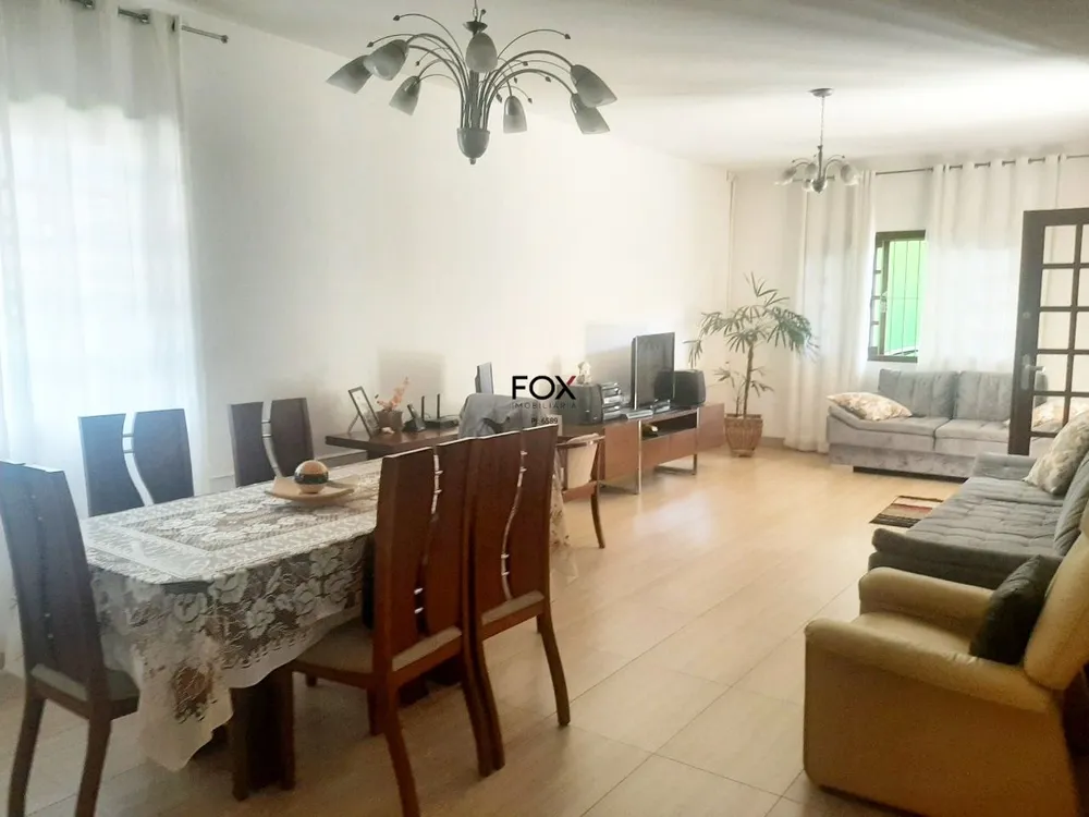 Casa, 3 quartos, 160 m² - Foto 1
