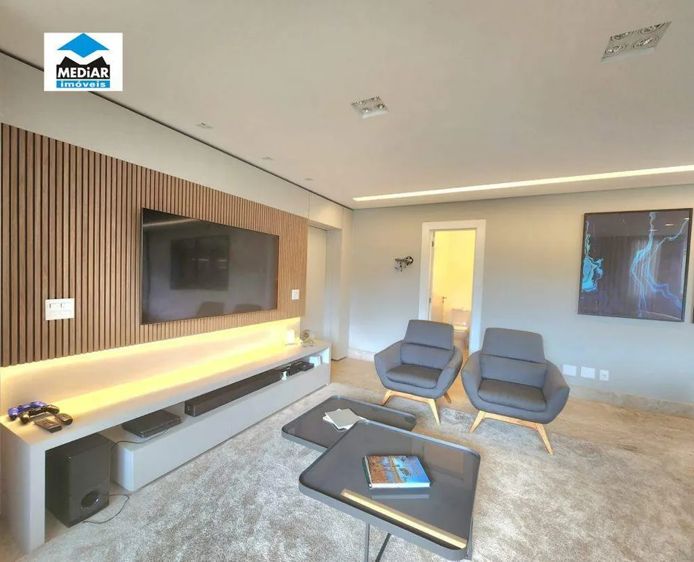 Apartamento, 4 quartos, 197 m² - Foto 2