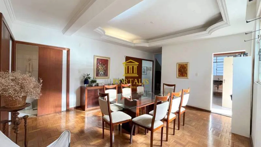 Casa, 7 quartos, 314 m² - Foto 3