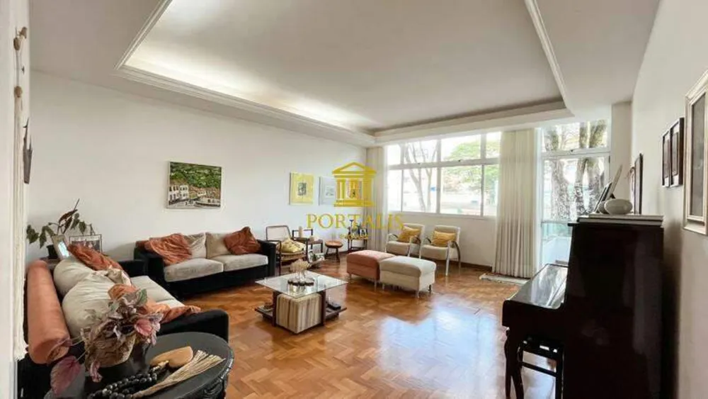 Casa, 7 quartos, 314 m² - Foto 1