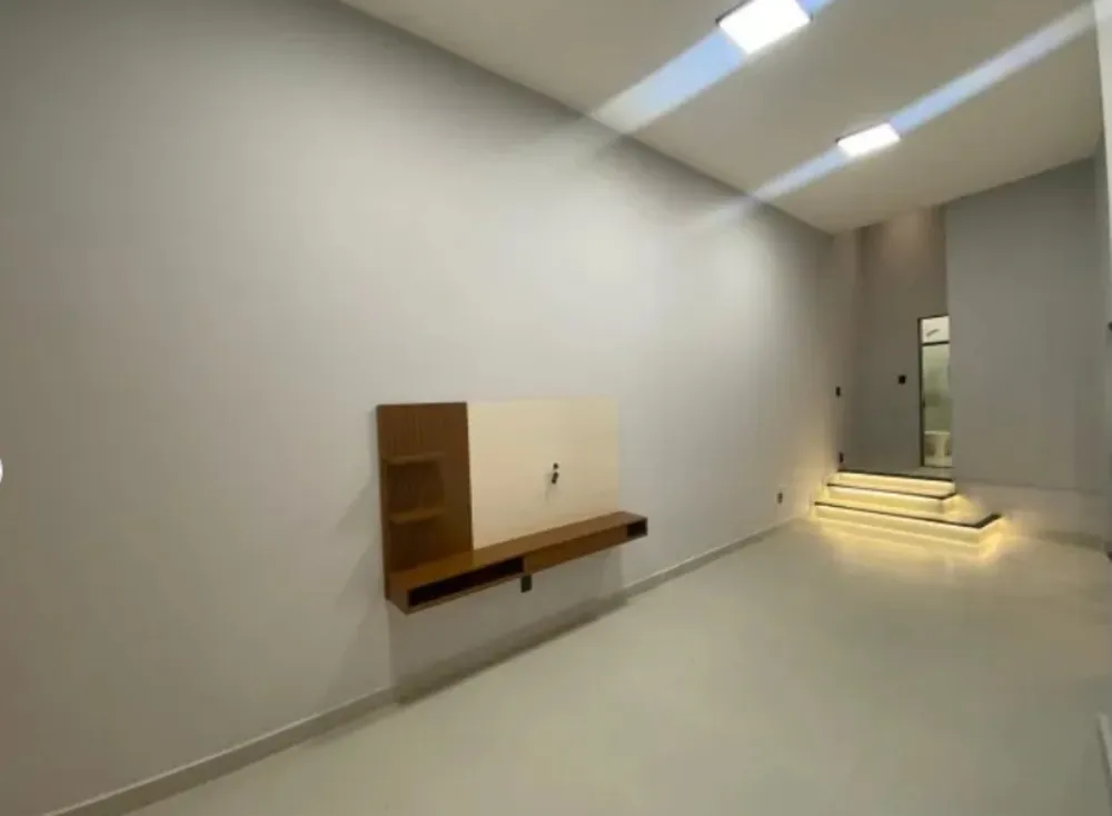 Casa, 3 quartos, 311 m² - Foto 1