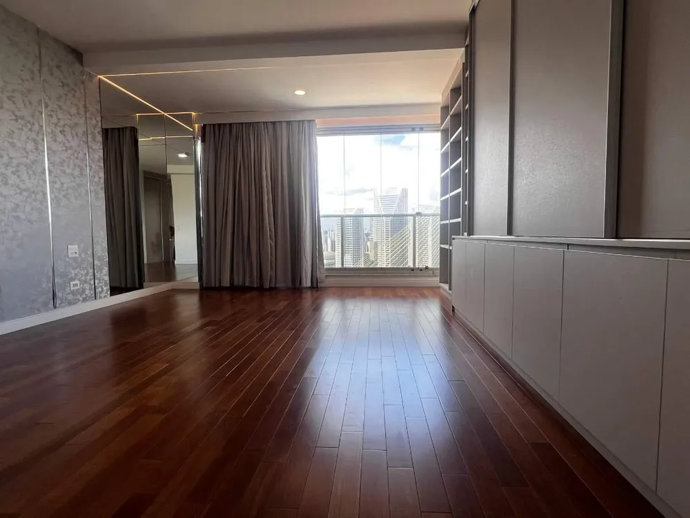 Apartamento, 3 quartos, 252 m² - Foto 11