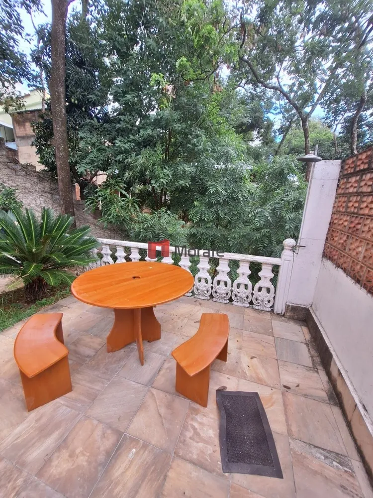 Casa, 5 quartos, 378 m² - Foto 2