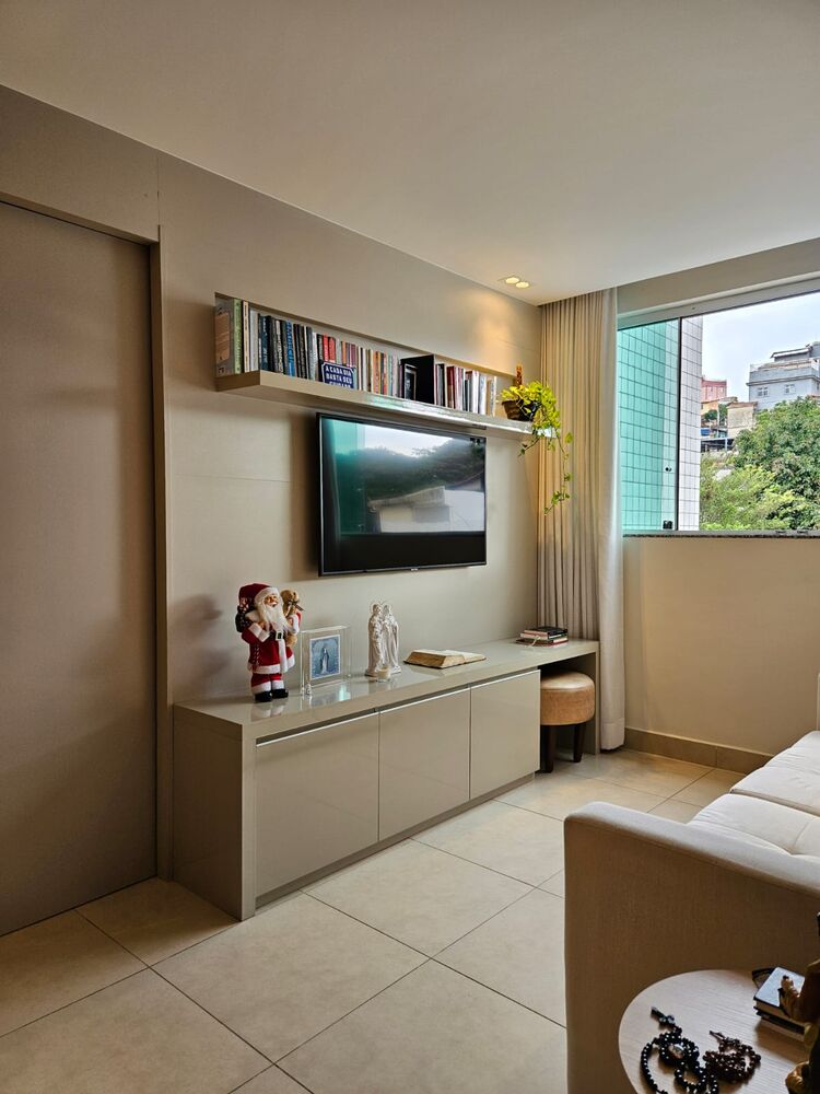 Apartamento à venda com 2 quartos, 62m² - Foto 4