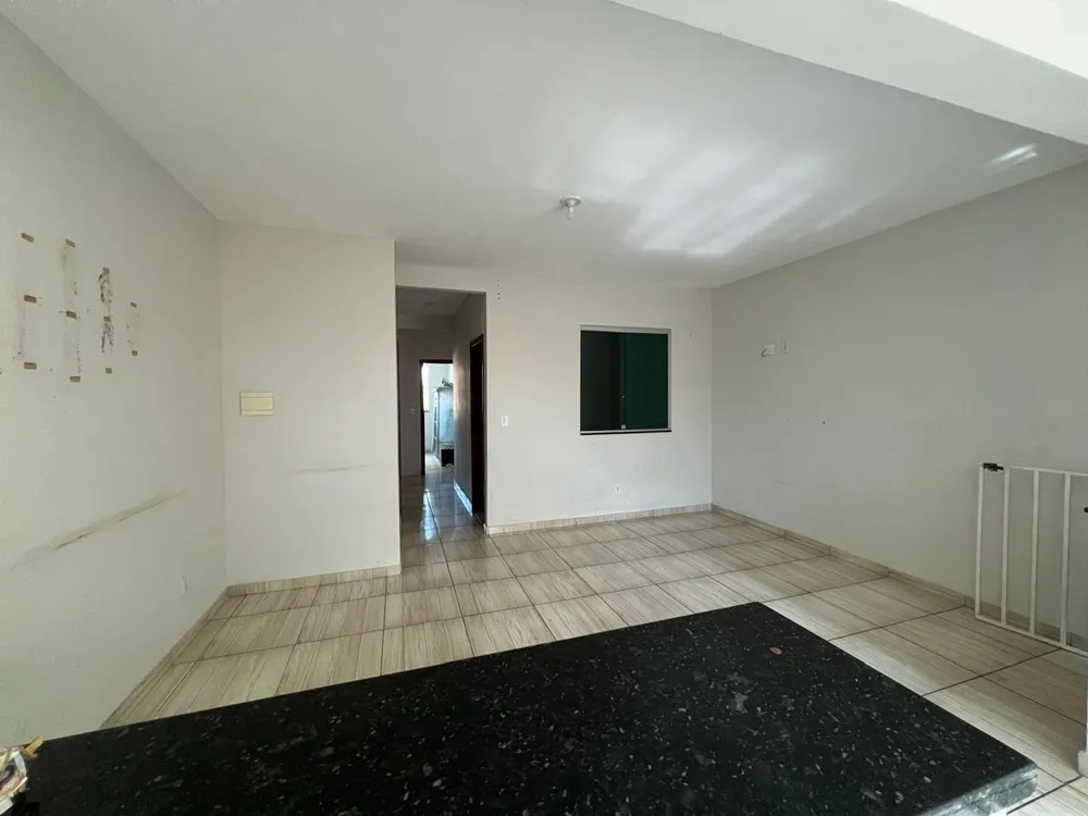 Casa, 3 quartos, 180 m² - Foto 2