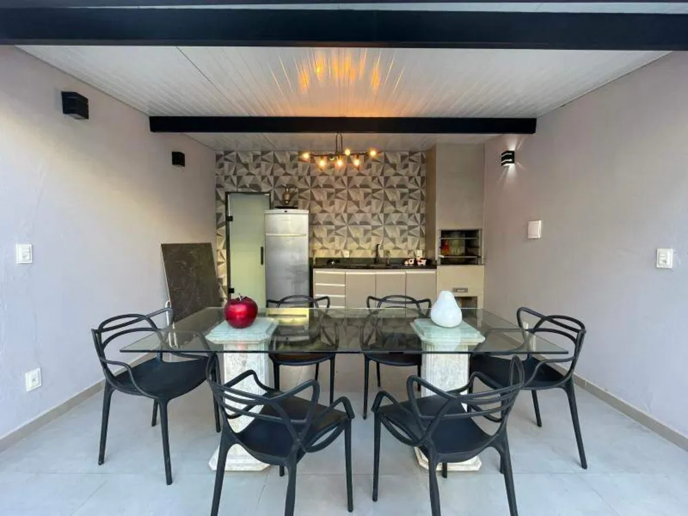 Casa, 3 quartos, 200 m² - Foto 2