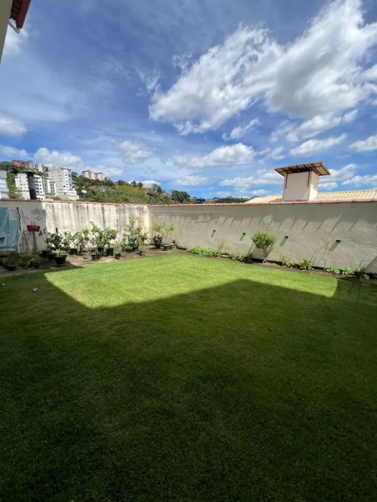 Casa, 5 quartos, 174 m² - Foto 2