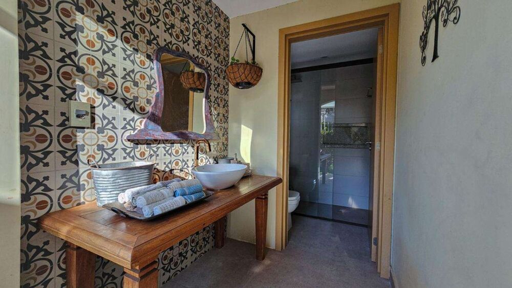 Casa à venda com 4 quartos, 290m² - Foto 11