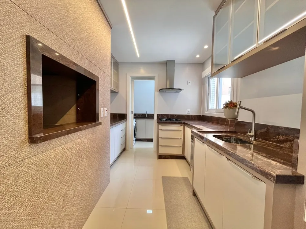 Apartamento, 3 quartos, 216 m² - Foto 11