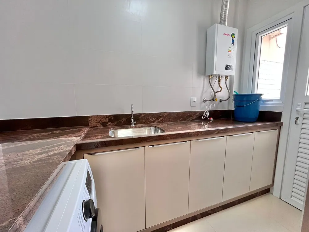 Apartamento, 3 quartos, 216 m² - Foto 10