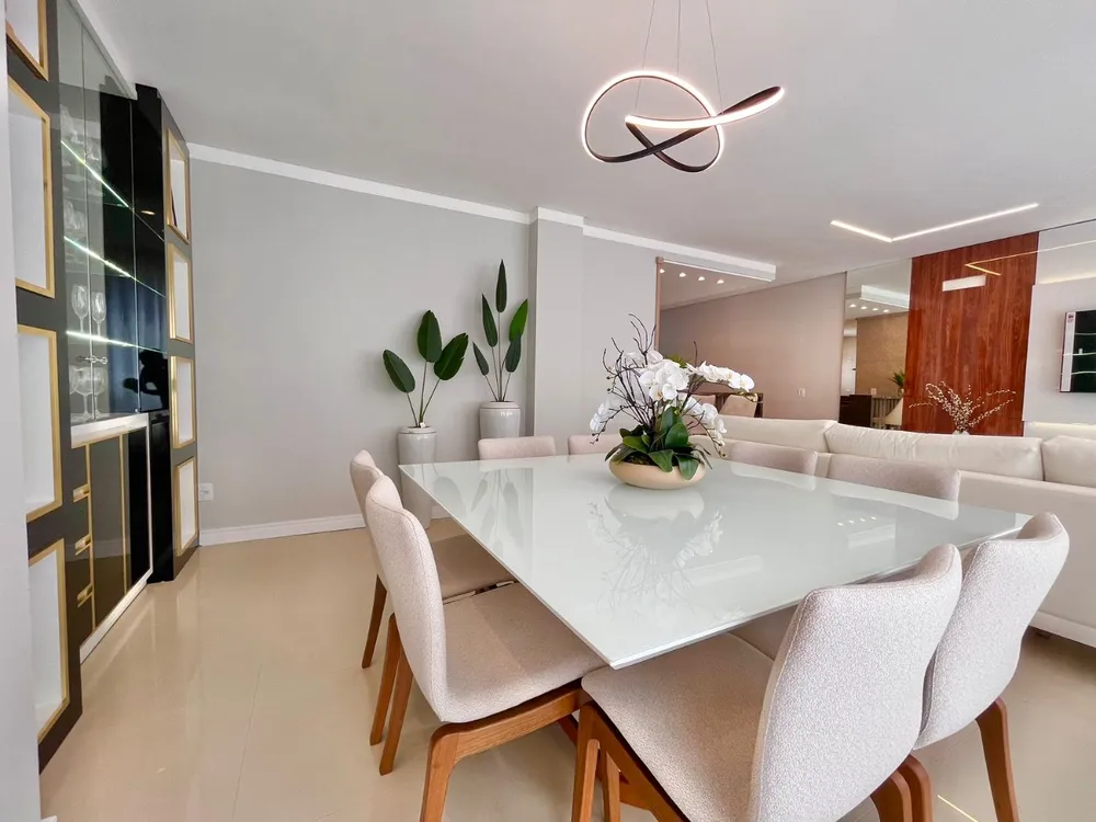 Apartamento, 3 quartos, 216 m² - Foto 6