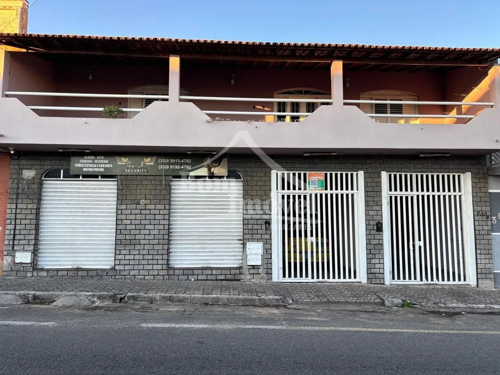 Casa, 6 quartos, 350 m² - Foto 1