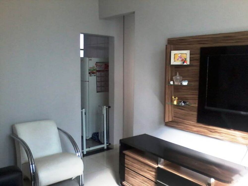 Apartamento à venda com 3 quartos, 55m² - Foto 2