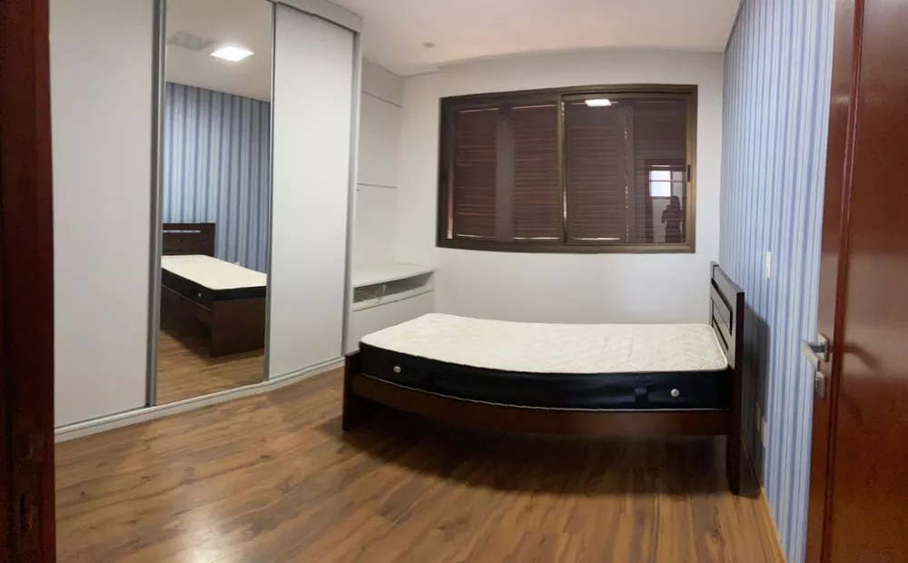 Casa à venda com 4 quartos, 460m² - Foto 12