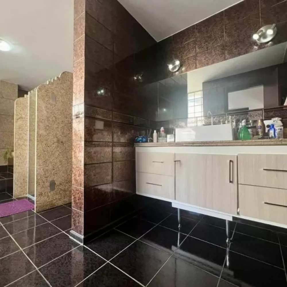 Casa, 7 quartos, 344 m² - Foto 3