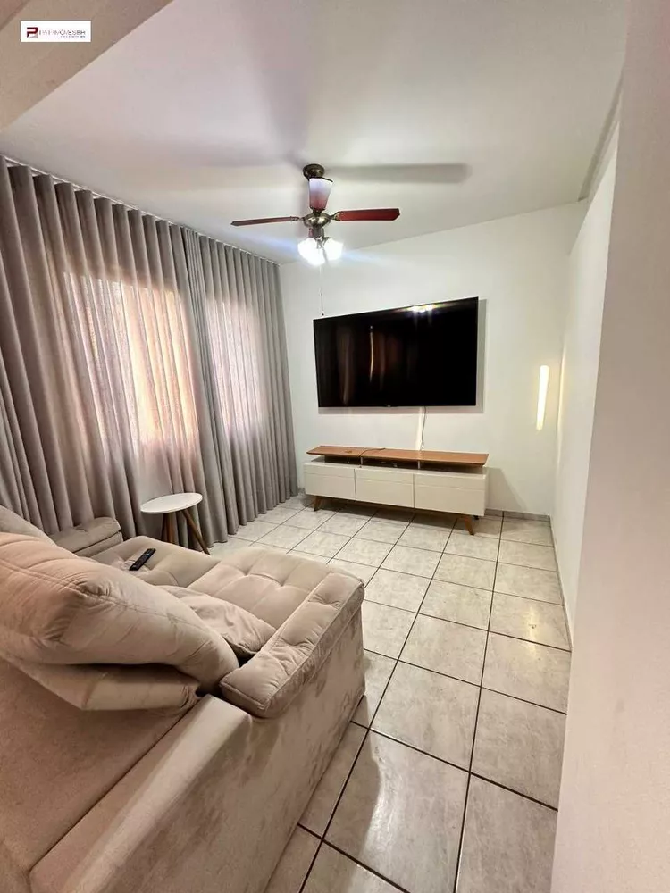 Apartamento à venda com 2 quartos, 80m² - Foto 1