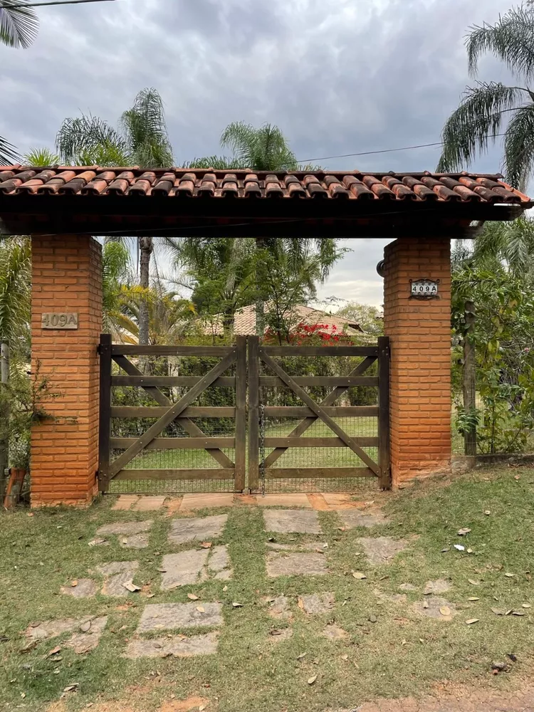 Chácara à venda com 4 quartos, 250m² - Foto 4