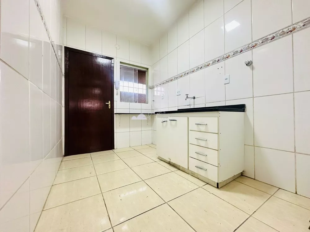 Casa à venda com 2 quartos, 100m² - Foto 12