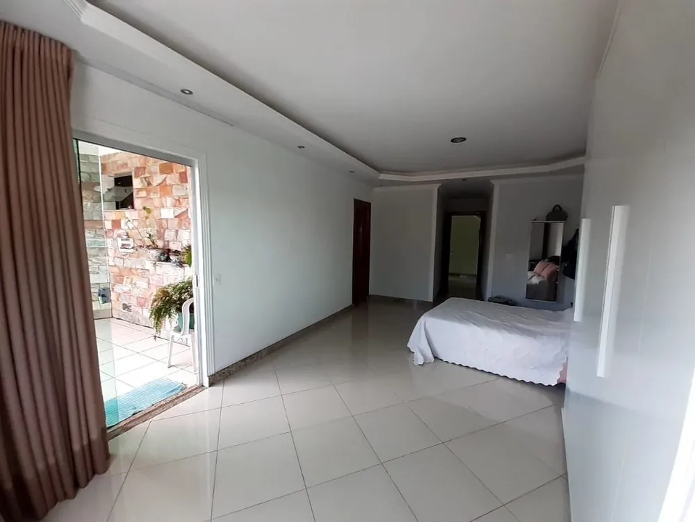 Casa, 4 quartos, 250 m² - Foto 10