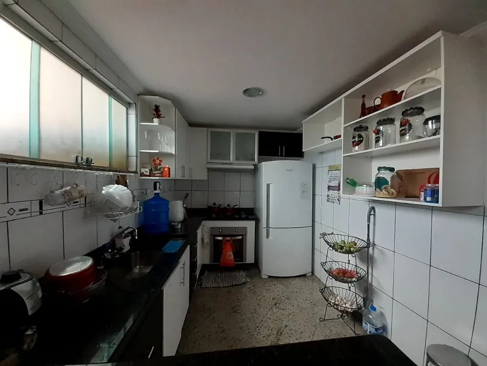 Casa, 4 quartos, 250 m² - Foto 1
