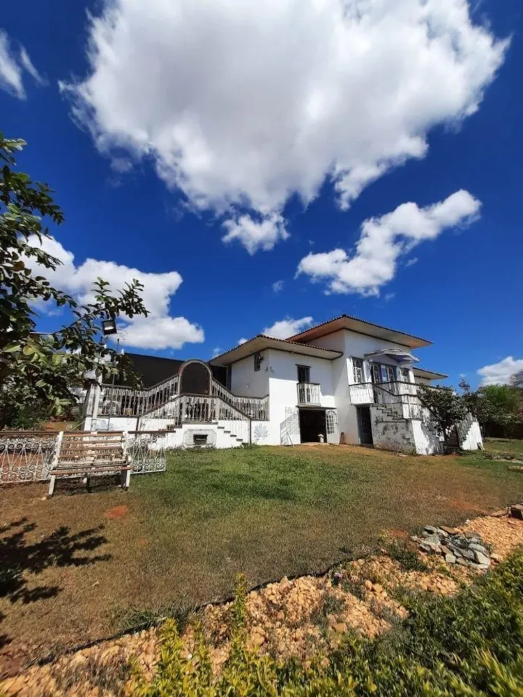Casa, 4 quartos, 330 m² - Foto 1