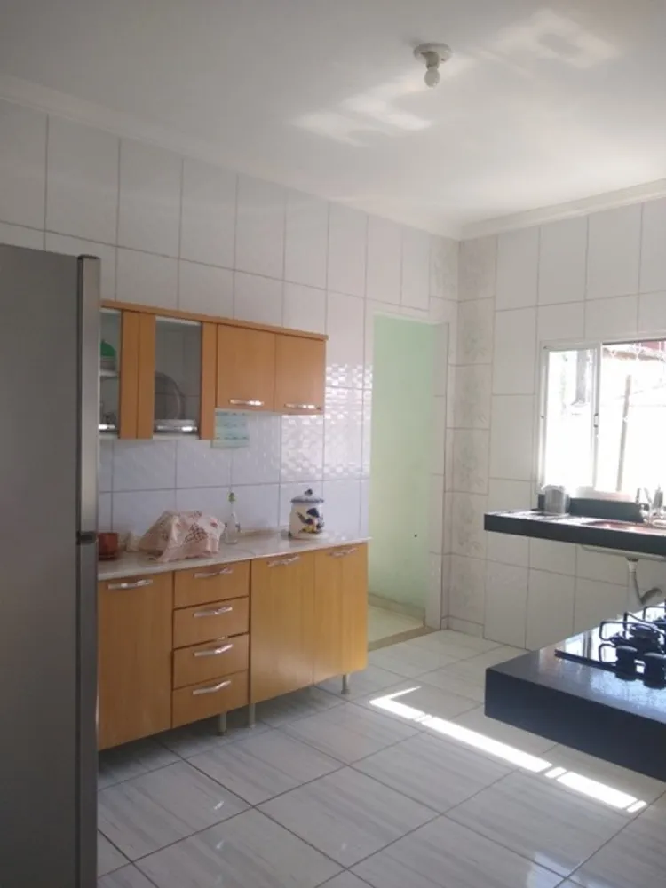 Casa, 3 quartos, 200 m² - Foto 9